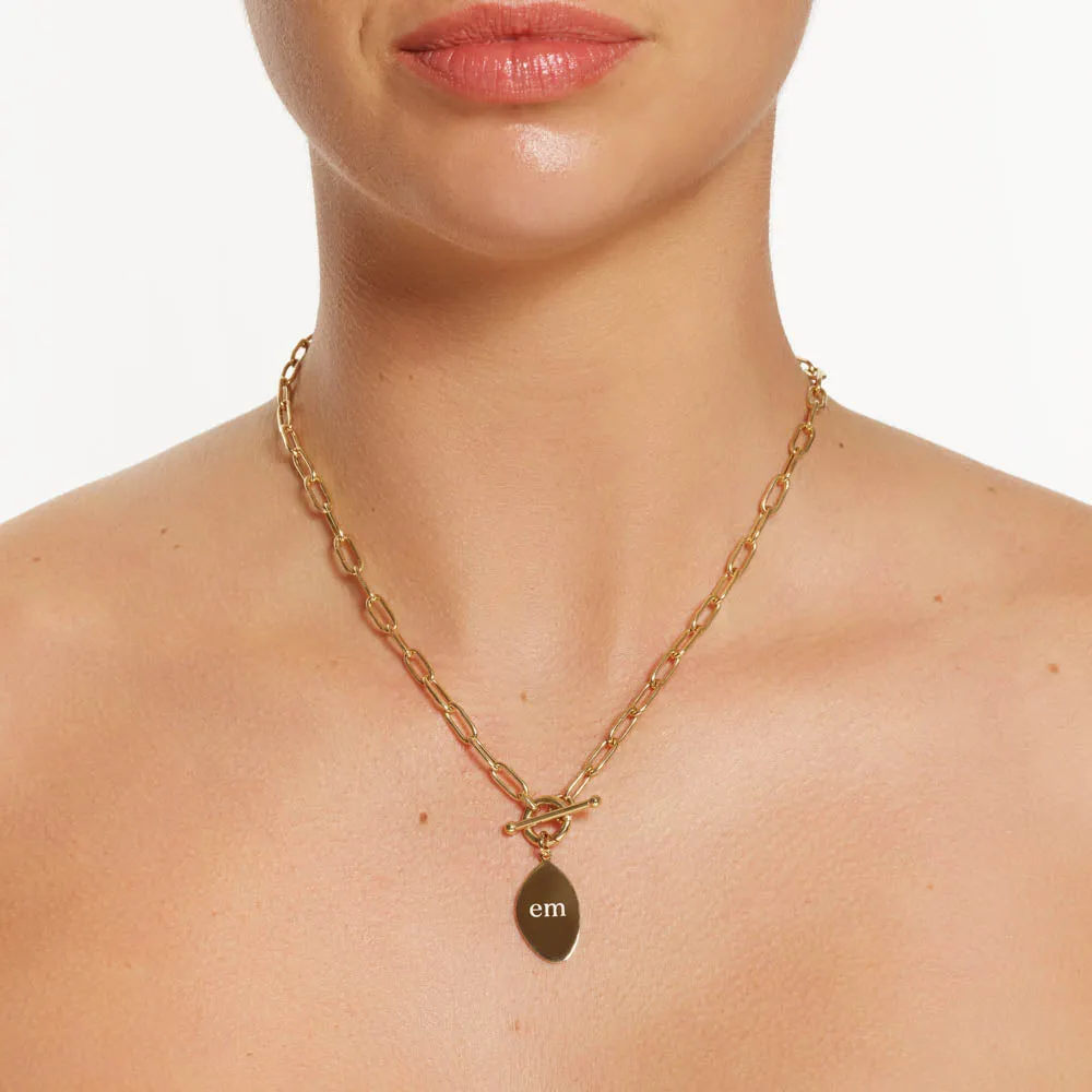 Engravable Organic Oblong Pendant in Gold