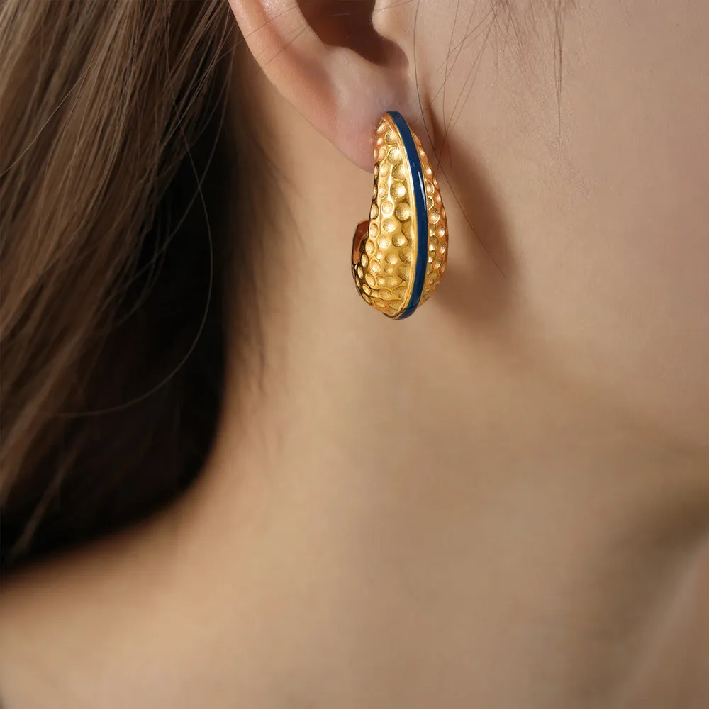 Golden Cashew Nut Earrings - Exquisite French Design for Women