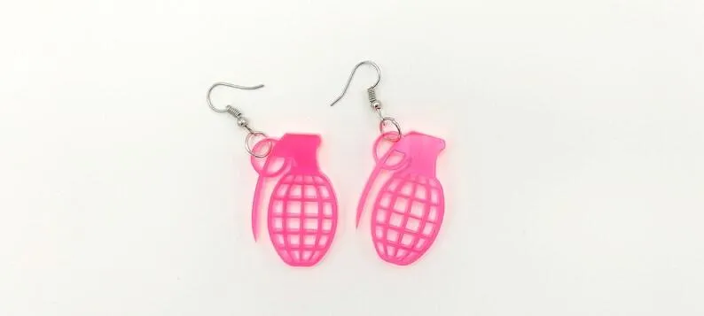 HAND GRENADE EARRINGS | Let your style explode!