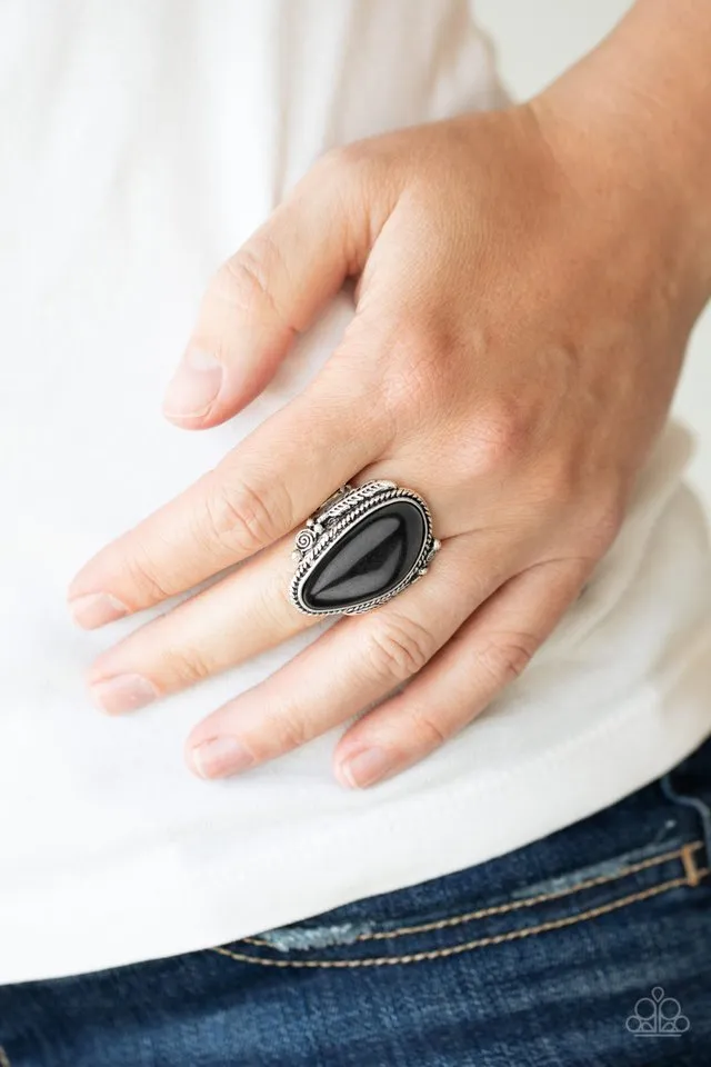 Paparazzi Ring ~ Mojave Magic - Black