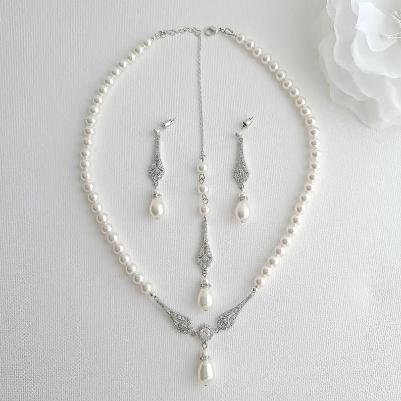 Pearl Backdrop Necklace-Lisa