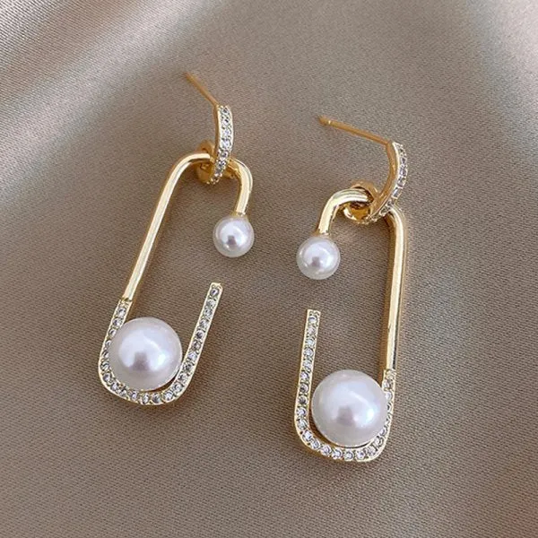 Pearle Earrings