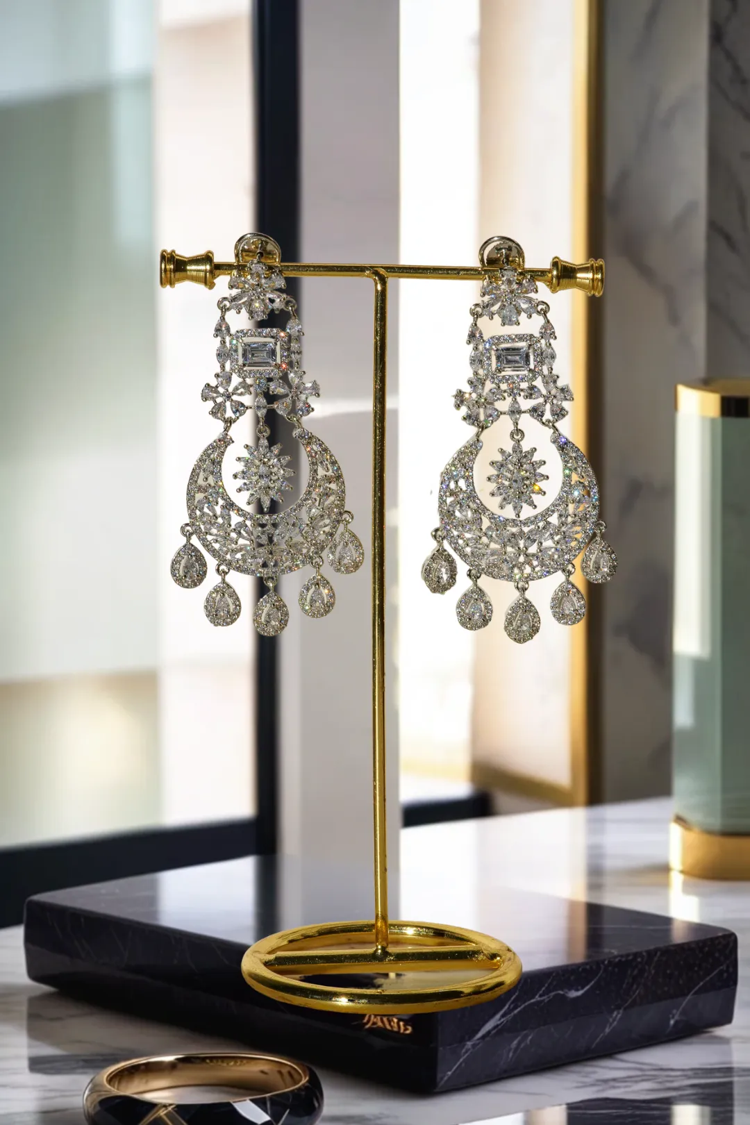 Samina - Exquisite Rhodium Plated Chandelier Earrings