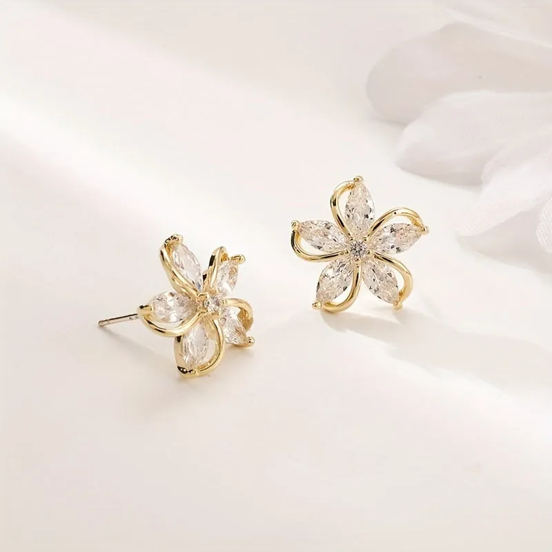 Shiny Zircon Decor Stud Earrings Exquisite Flower Design