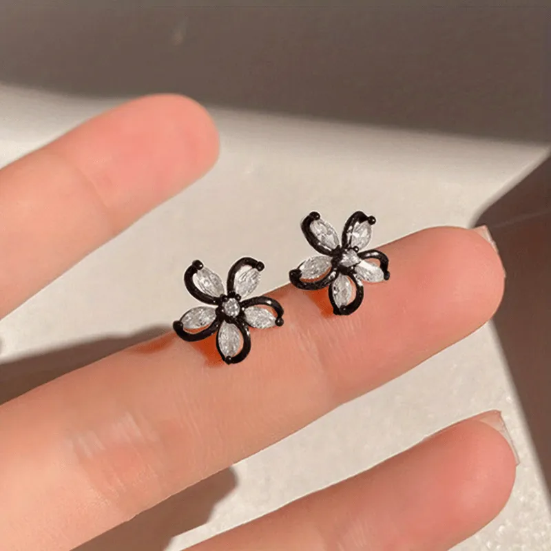 Shiny Zircon Decor Stud Earrings Exquisite Flower Design