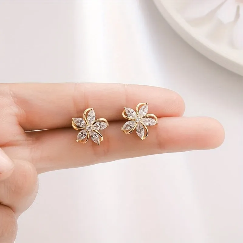 Shiny Zircon Decor Stud Earrings Exquisite Flower Design