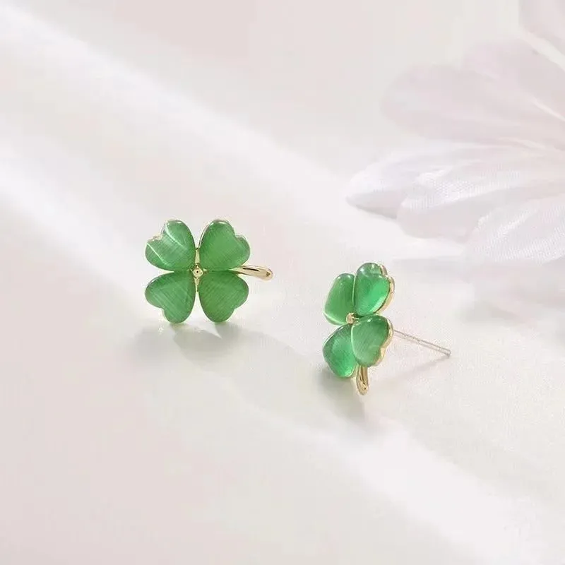 The new fashion four-leaf Clover Cat's eye stone earrings small exquisite earrings temperament