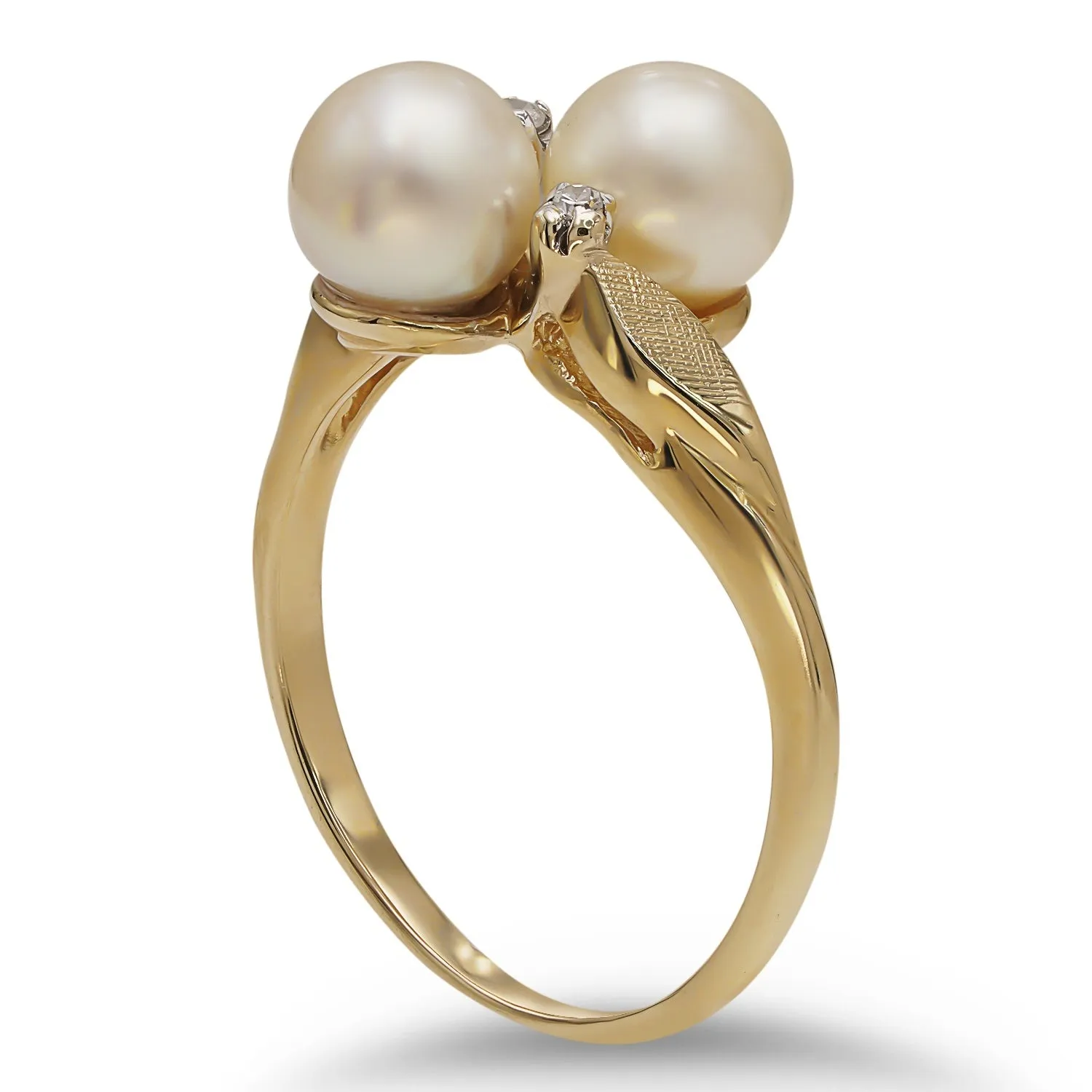 Yellow Gold Pearl Diamond Ring