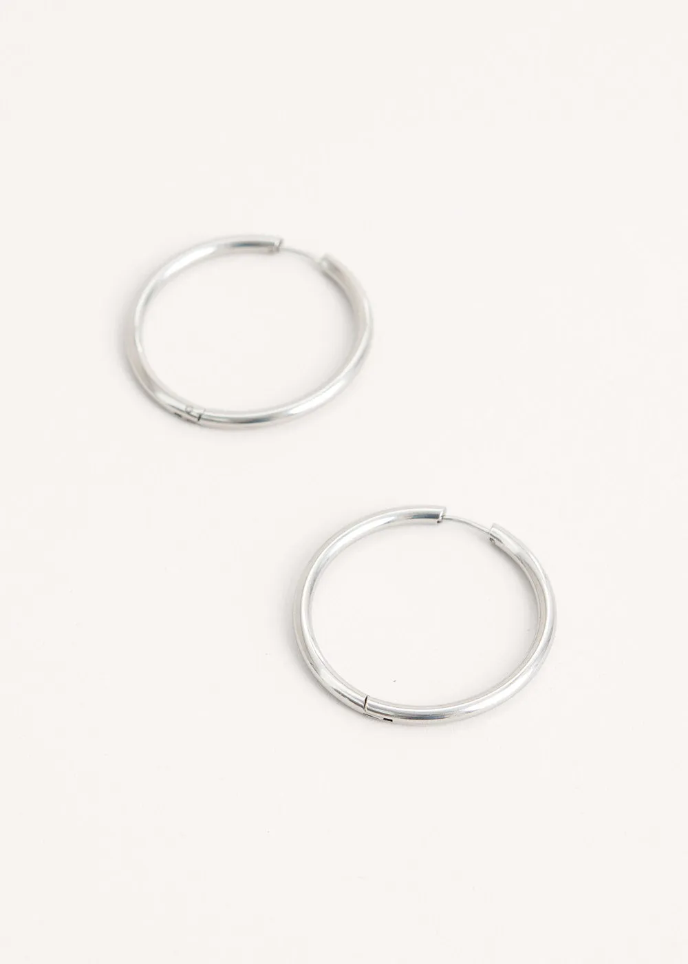 ZOE HOOP EARRINGS